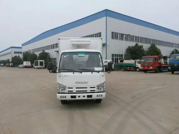 五十鈴4.1米貨廂單排冷藏車