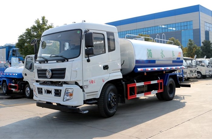 東風12噸灑水車