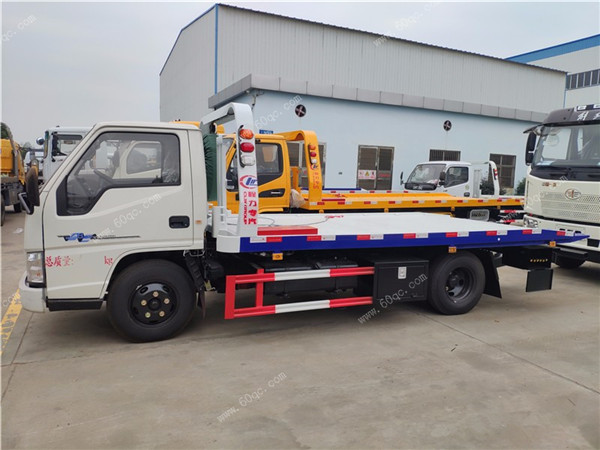 江淮康鈴一拖二藍(lán)牌清障車(chē)