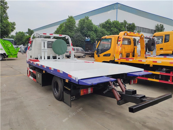 江鈴順達(dá)藍(lán)牌清障車(chē)