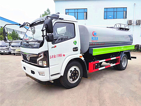 東風(fēng)福瑞卡新款灑水車(chē)